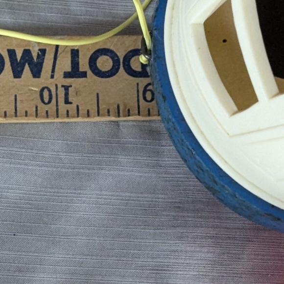 Lacing Shoe Fisher Price in used condition with a Sweet vintage nostalgic vibe - Picture 14 of 14